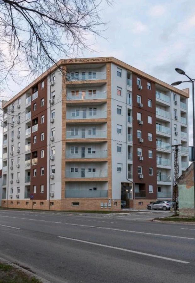 Krstic_Lux Apartman Subotica Exterior photo