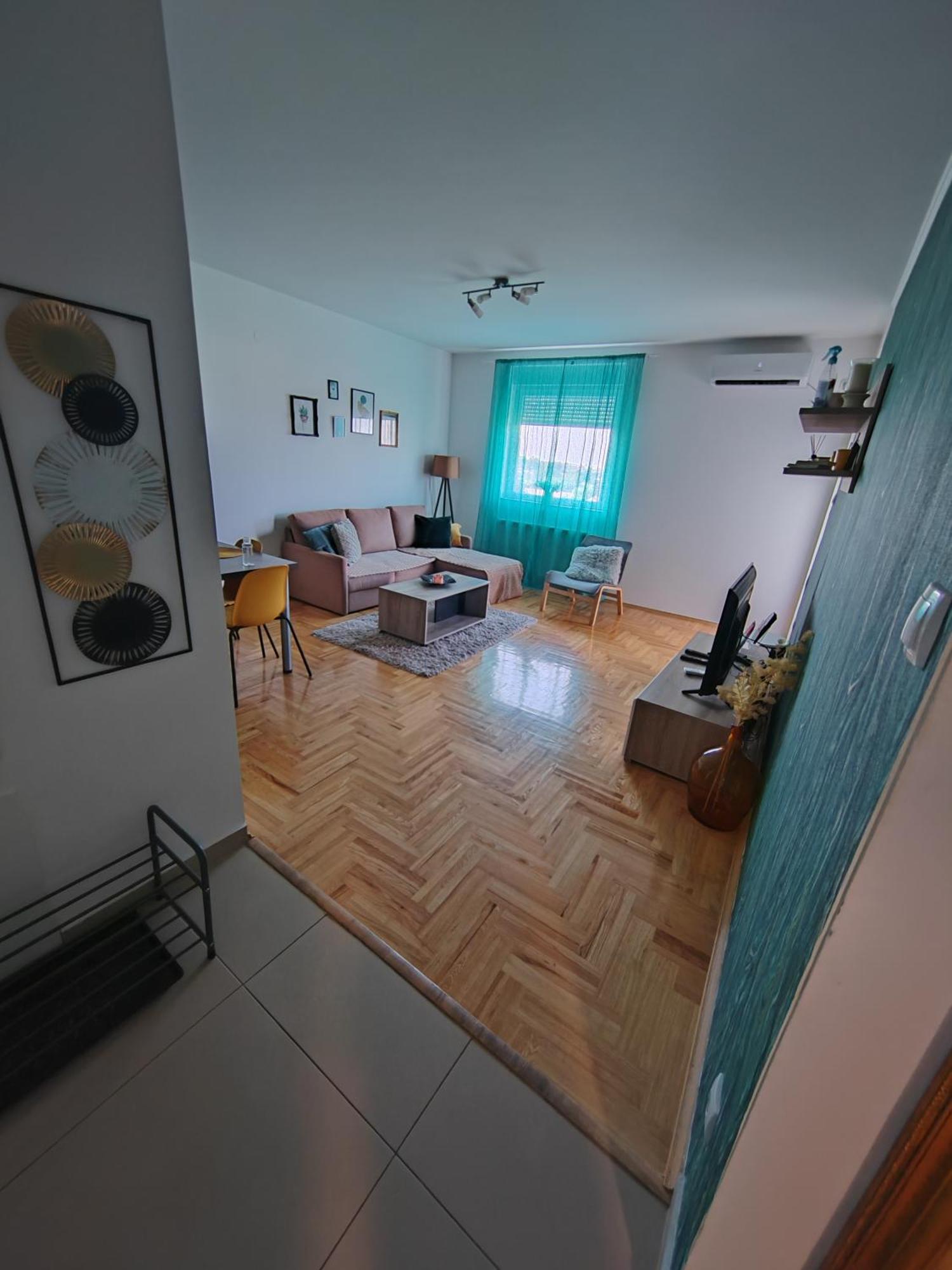 Krstic_Lux Apartman Subotica Exterior photo